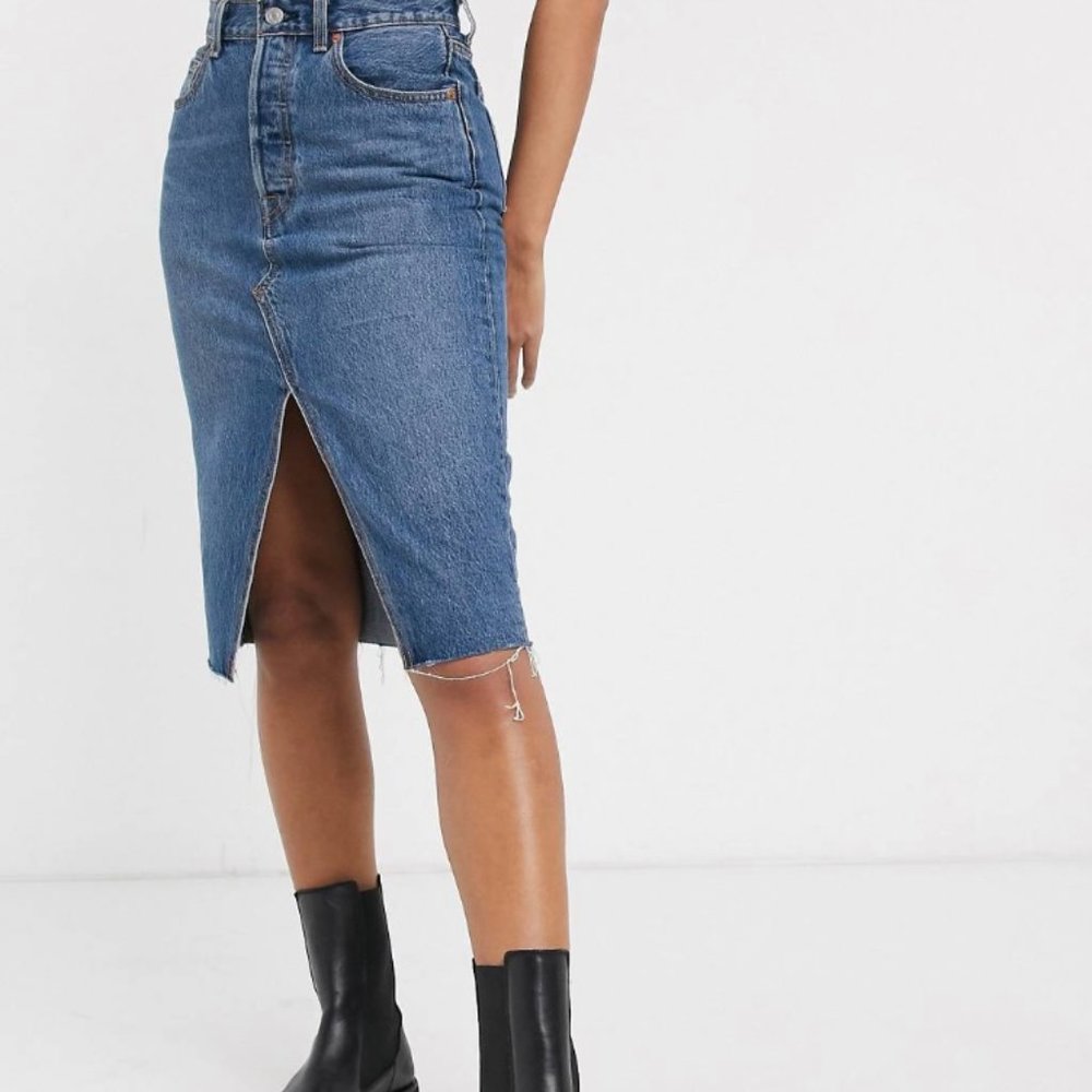 New with Tags Levi's Deconstructed High Waisted Midi Denim Skirt size 24 0